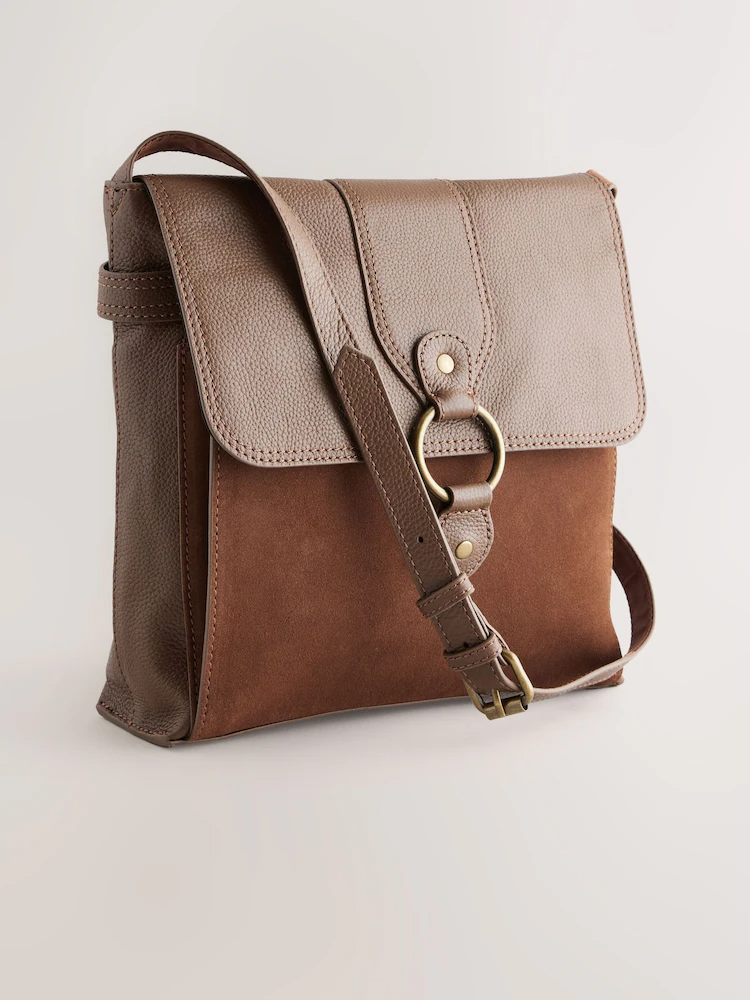 Tan Brown Leather Messenger Bag